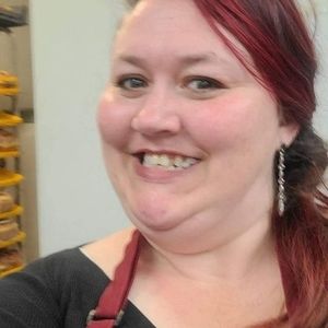 Meet your Posher, Holly